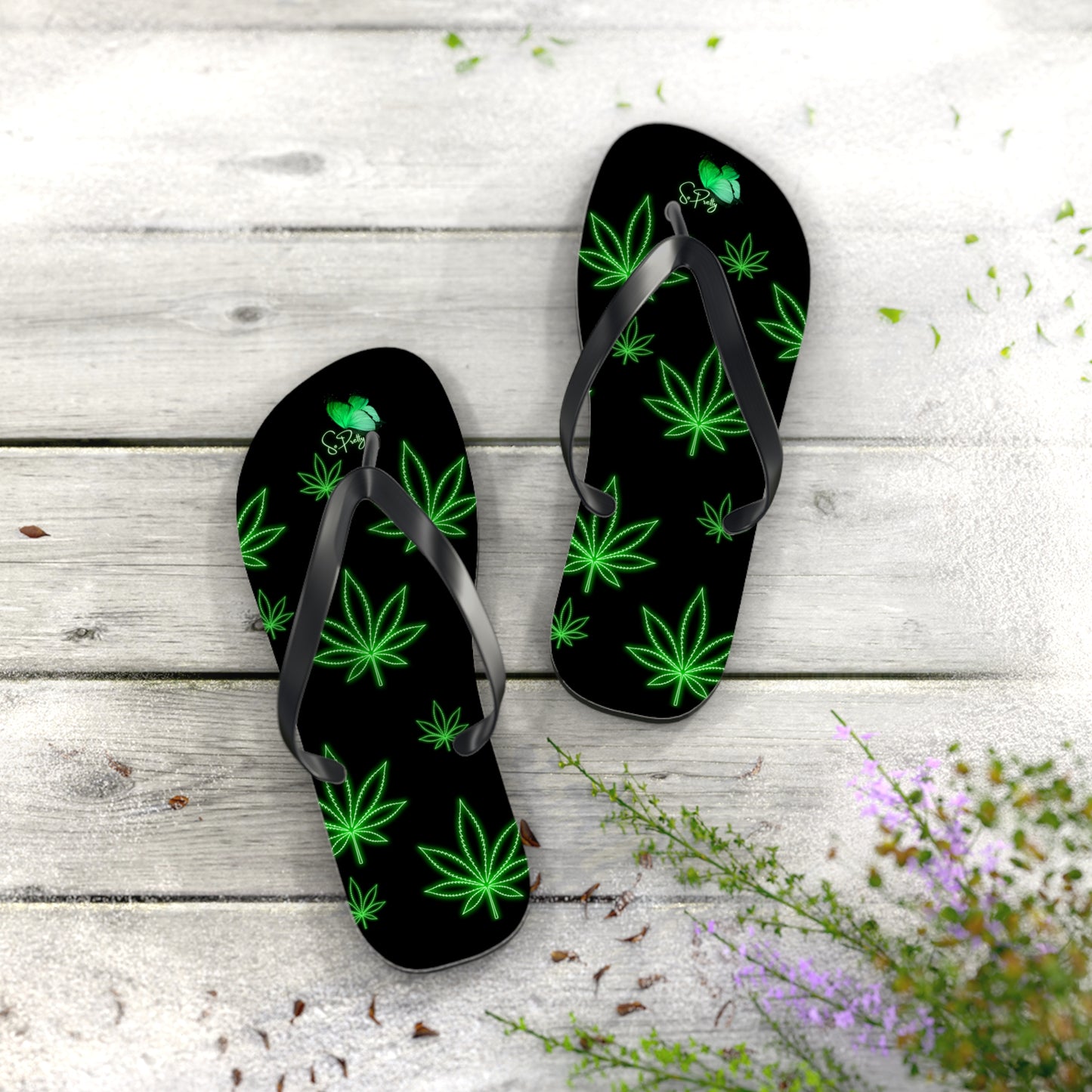 So Pretty Spleef leaf Flip Flops